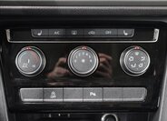 Volkswagen Touran 24