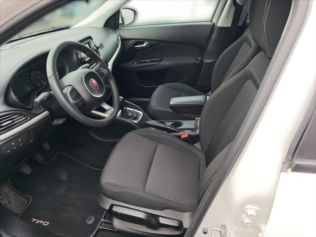 Fiat Tipo Hatchback 1,4 l 70 kw