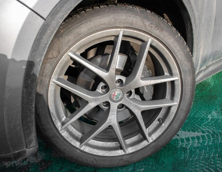 Alfa Romeo Stelvio SUV 2,0 l 206 kw