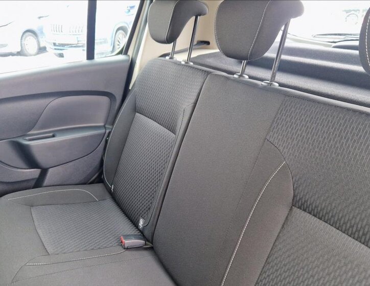 Dacia Sandero Hatchback 998,0 54 kw