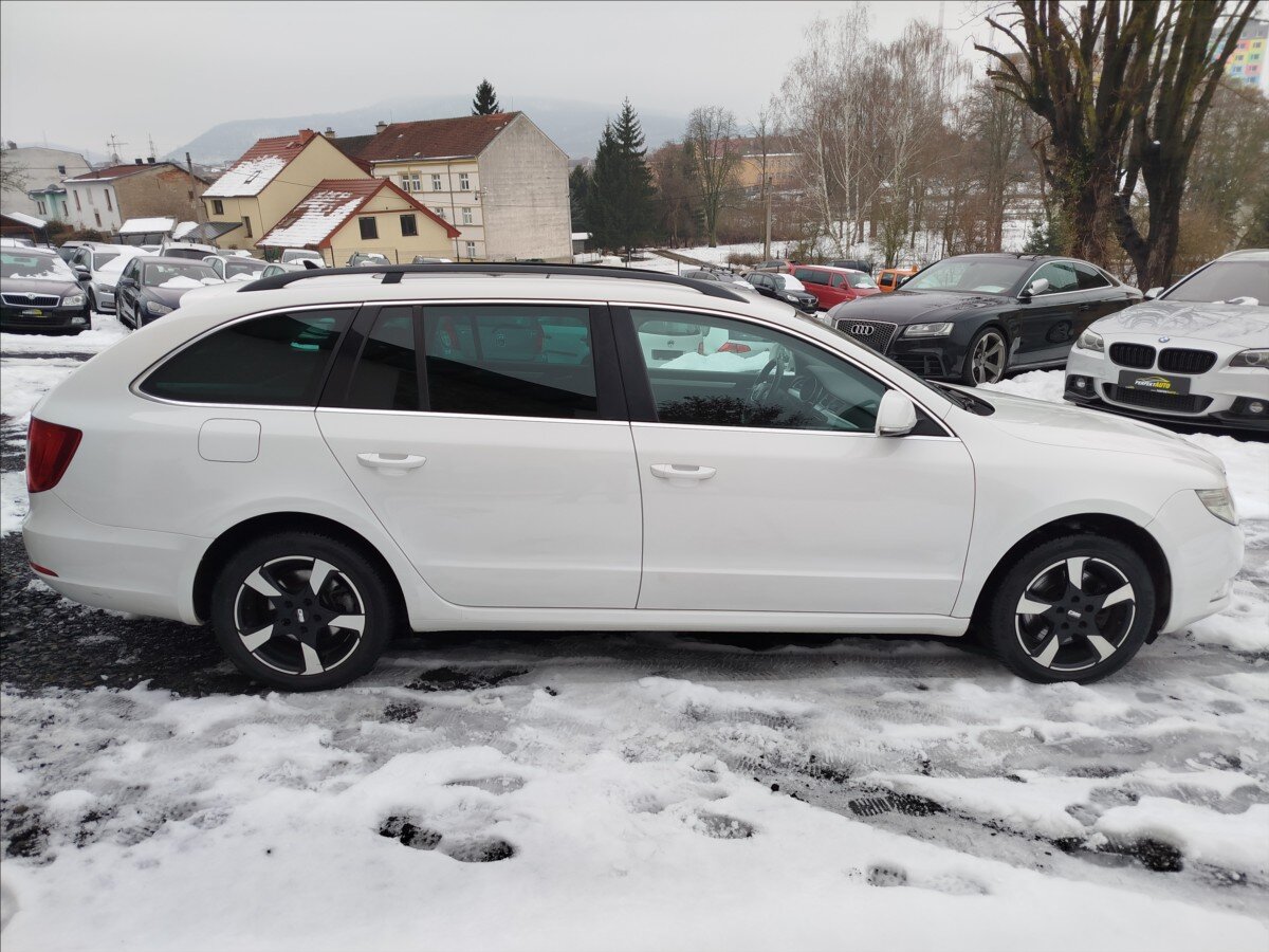 Škoda Superb Kombi 2,0 l 103 kw