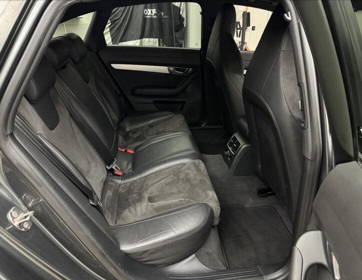 Audi A6 Sedan / Limuzína 2,7 l 140 kw