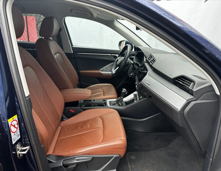 Audi Q3 Kombi 2,0 l 147 kw