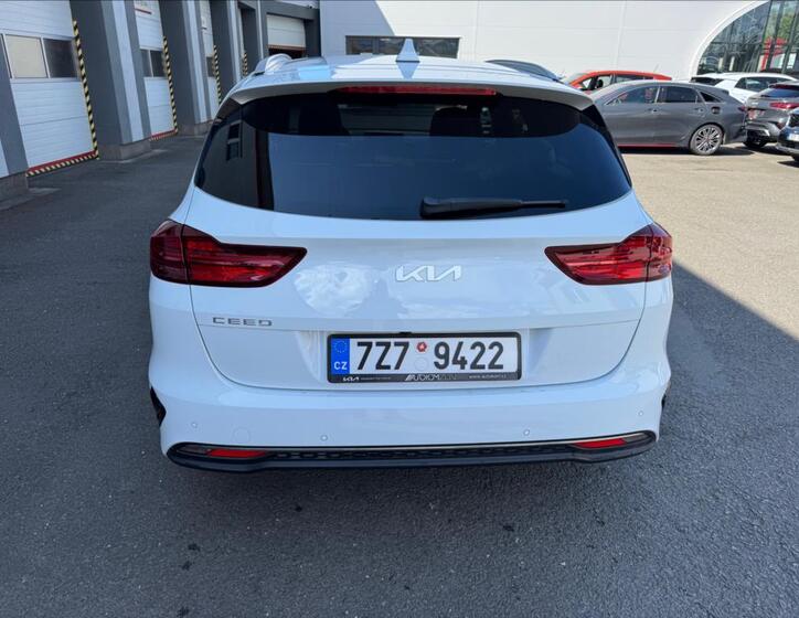 KIA Ceed 4