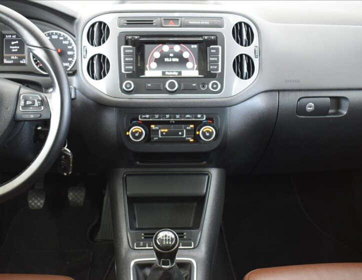 Volkswagen Tiguan SUV / Terénní 1,4 l 90 kw