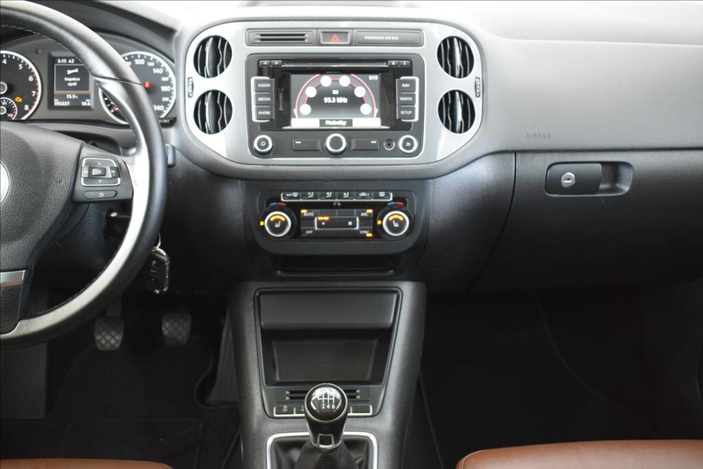 Volkswagen Tiguan SUV / Terénní 1,4 l 90 kw