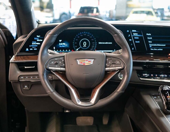 Cadillac Escalade SUV / Terénní 6,2 l 313 kw