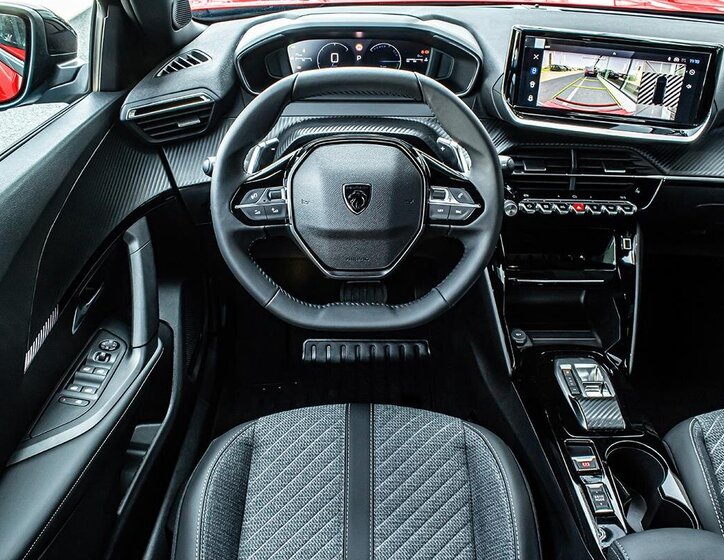 Peugeot 2008 SUV / Terénní 1,2 l 107 kw