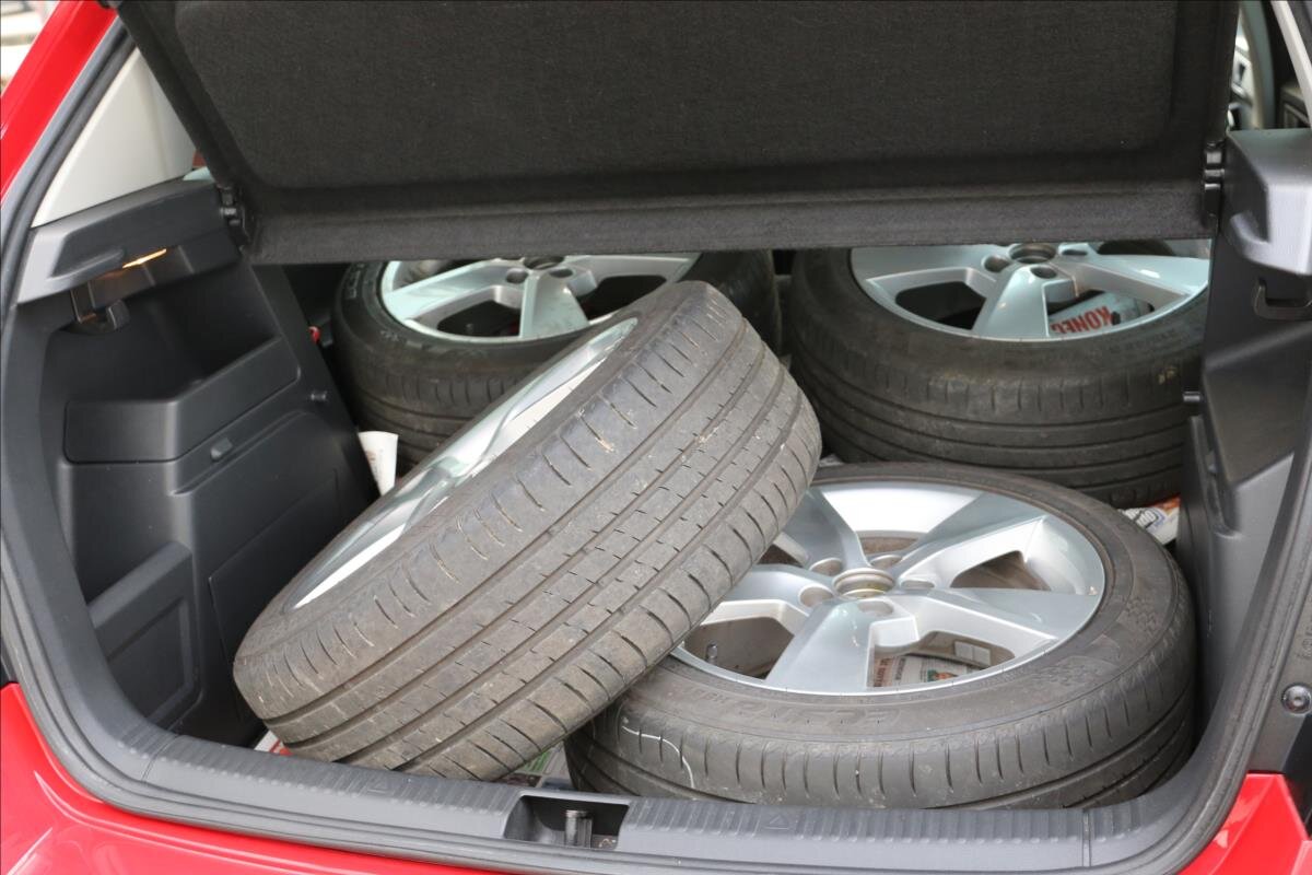 Škoda Fabia Hatchback 999,0 70 kw