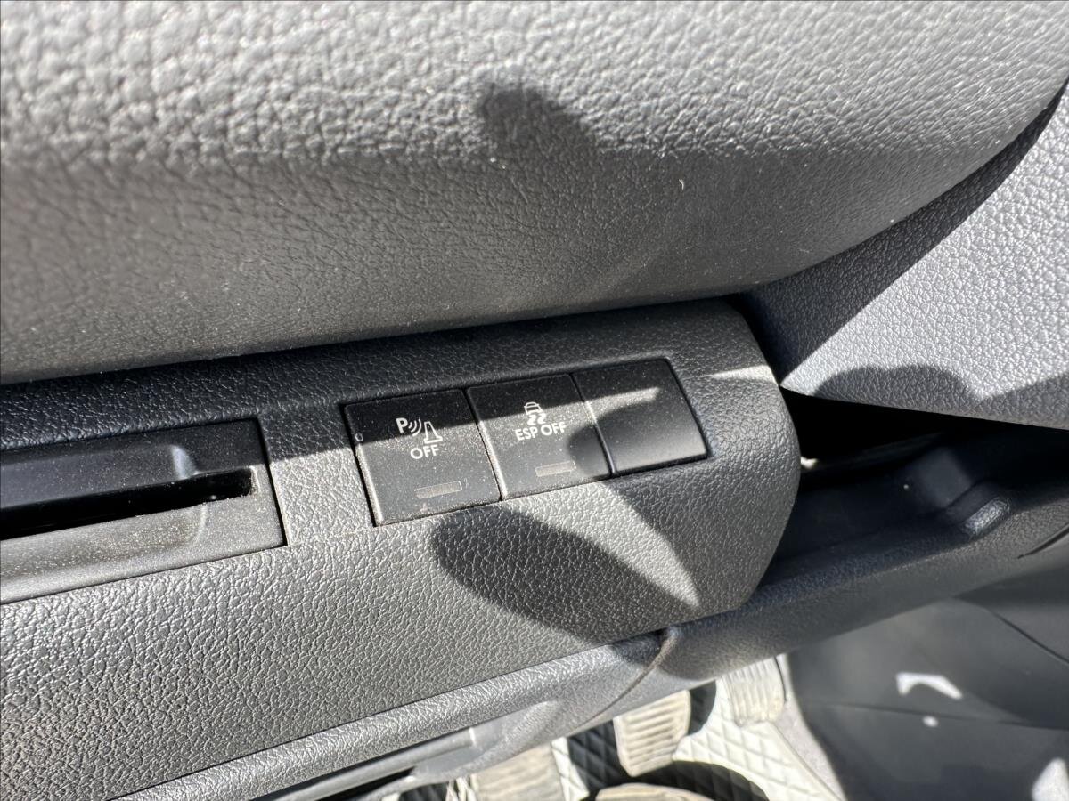 Peugeot 3008 MPV 1,6 l 115 kw