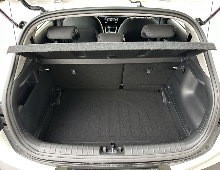 KIA Stonic CUV / Crossover 0,0 74 kw