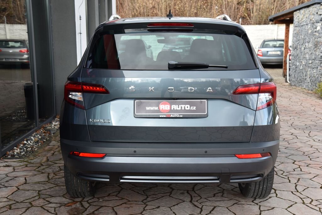 Škoda Karoq SUV 1,5 l 110 kw