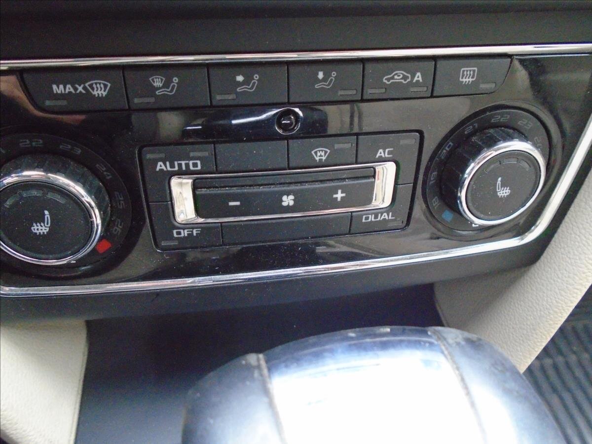 Škoda Superb Kombi 2,0 l 125 kw