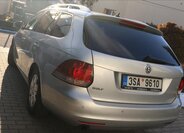 Volkswagen Golf Kombi 1,6 l 77 kw