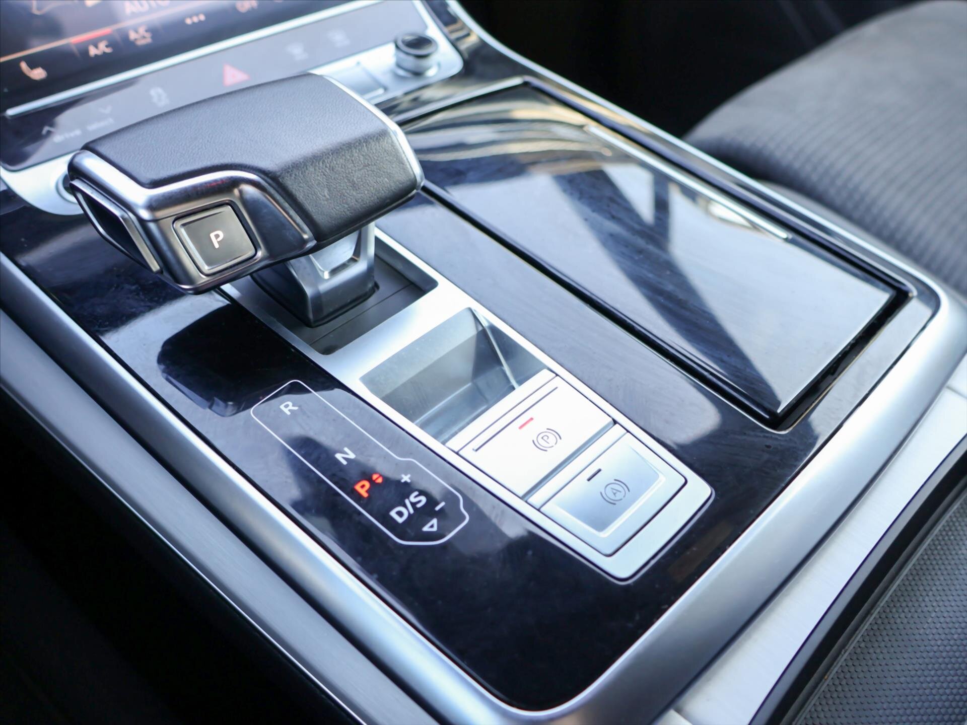 Audi Q7 SUV / Terénní 3,0 l 210 kw