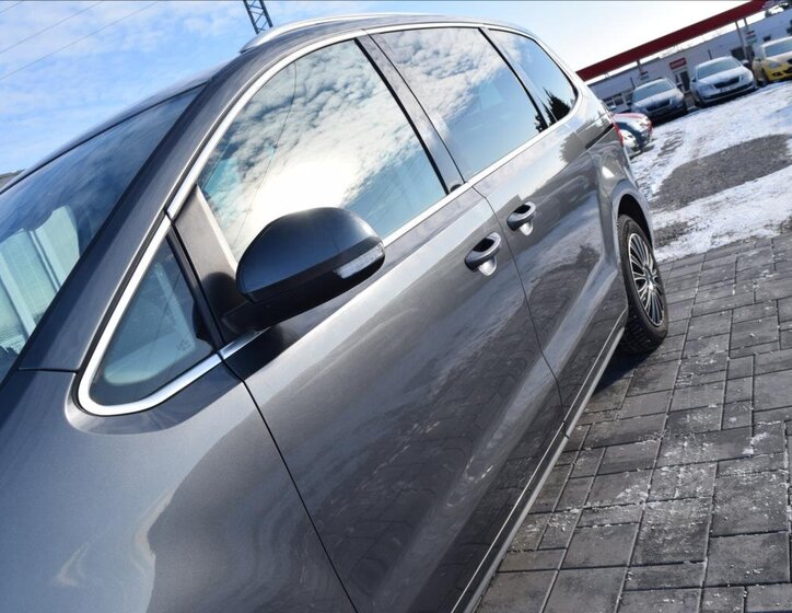 Seat Alhambra Kombi 2,0 l 135 kw