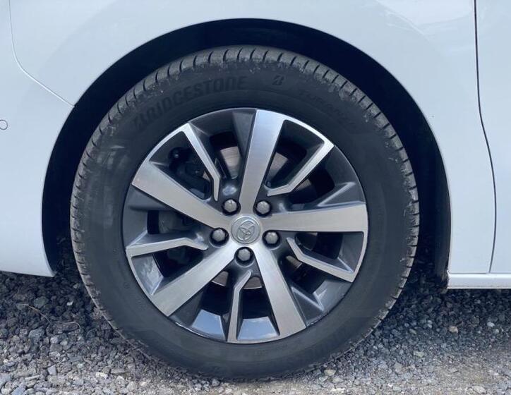 Toyota ProAce Verso 16