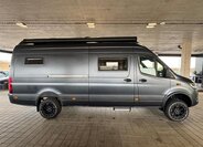 Mercedes-Benz Sprinter 4