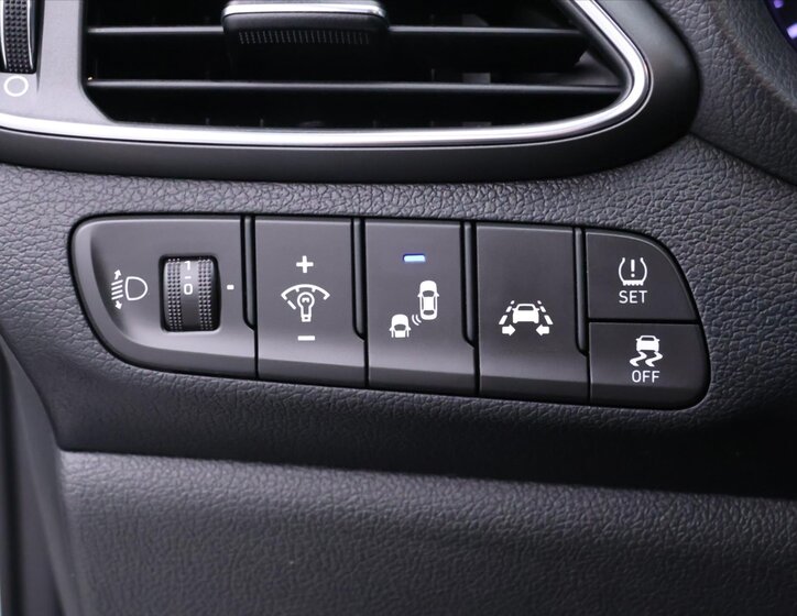 Hyundai i30 Kombi 1,6 l 85 kw