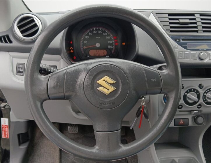 Suzuki Alto Hatchback 996,0 50 kw
