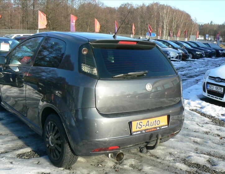Fiat Punto Hatchback 1,4 l 57 kw