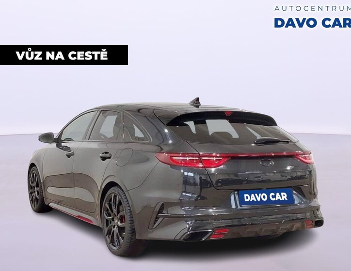 KIA ProCeed Kombi 1,6 l 150 kw