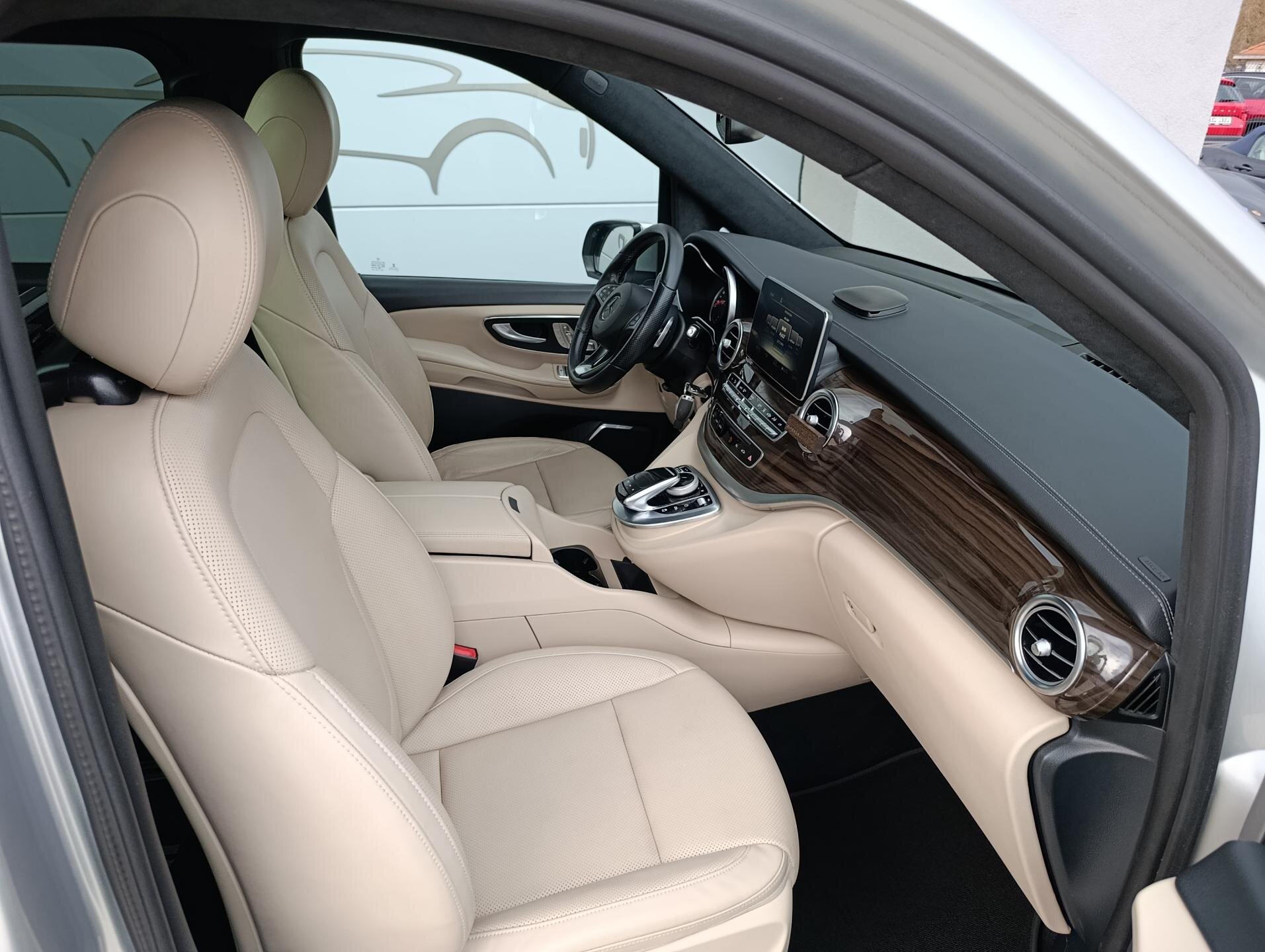 Mercedes-Benz Třídy V Ostatní 2,1 l 173 kw