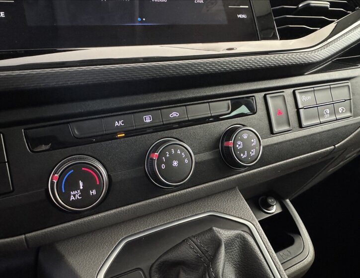 Volkswagen Transporter 34