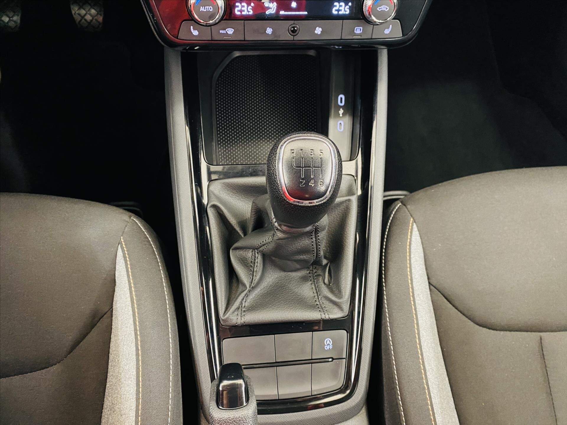 Škoda Scala Hatchback 999,0 85 kw