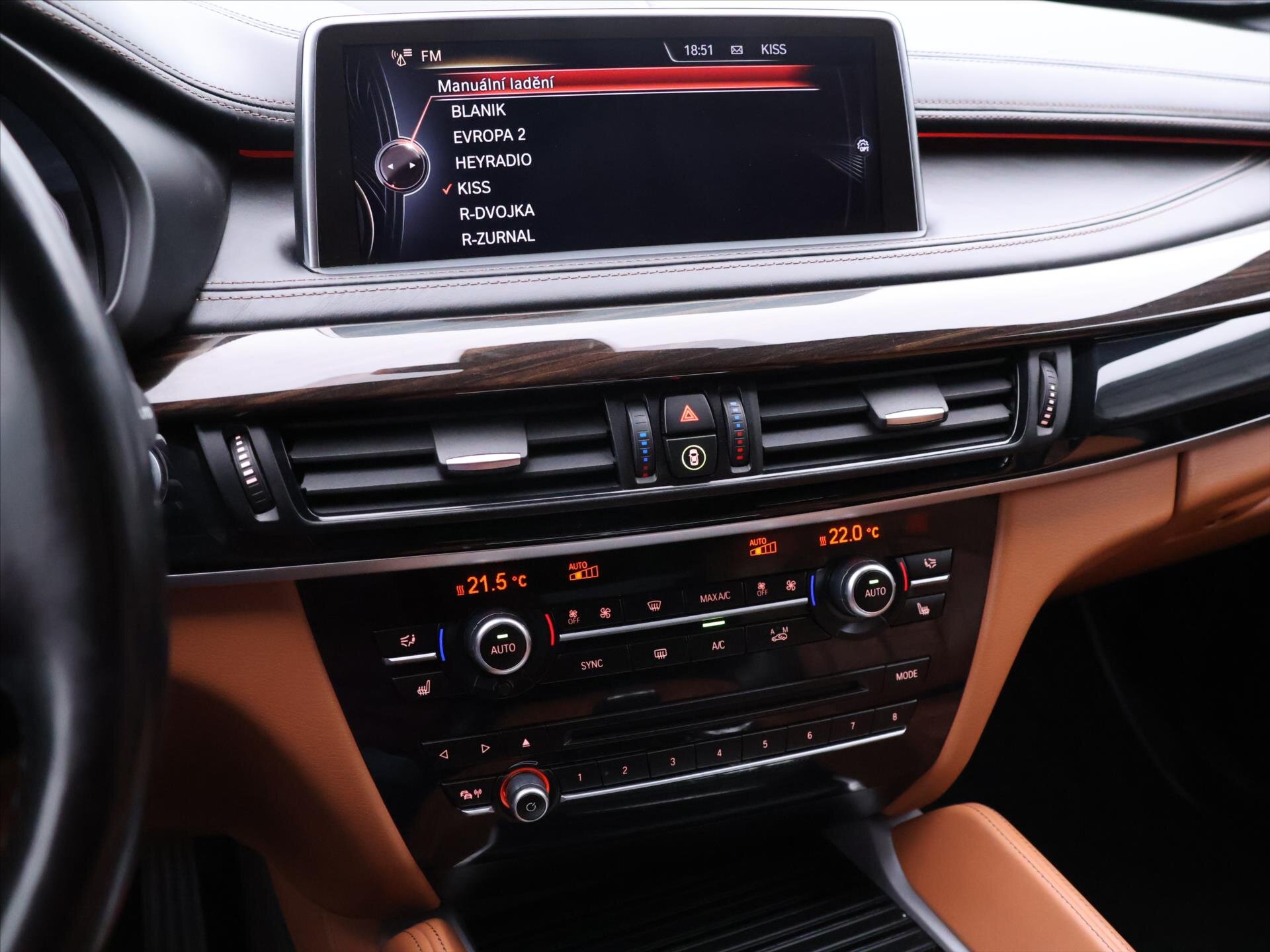 BMW X6 SUV / Terénní 3,0 l 230 kw