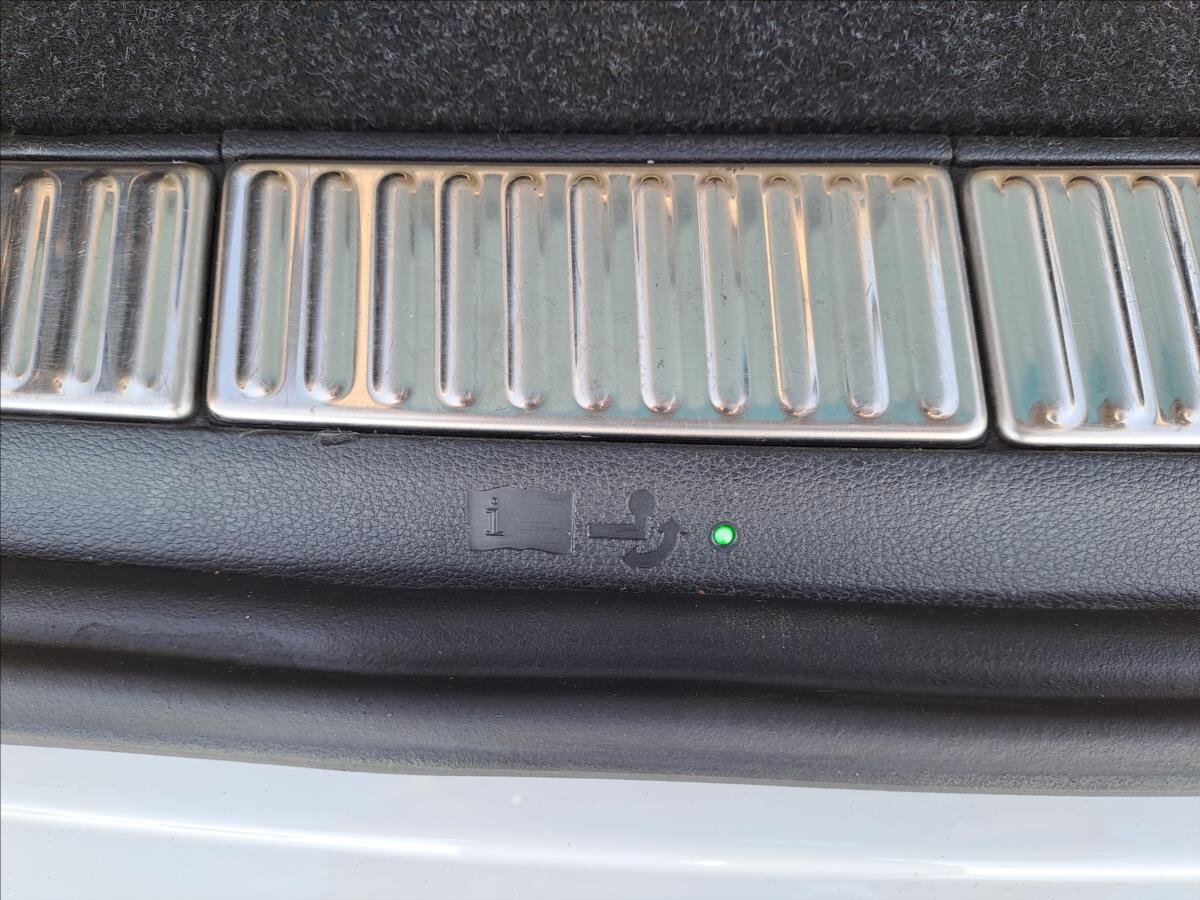 Škoda Superb Kombi 2,0 l 140 kw