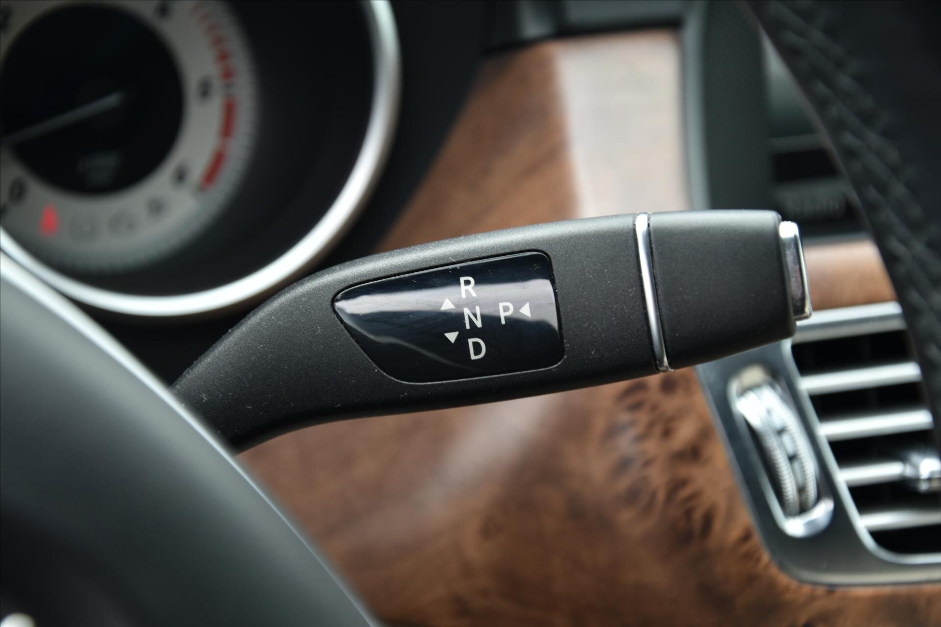 Mercedes-Benz CLS Sedan / Limuzína 3,0 l 195 kw