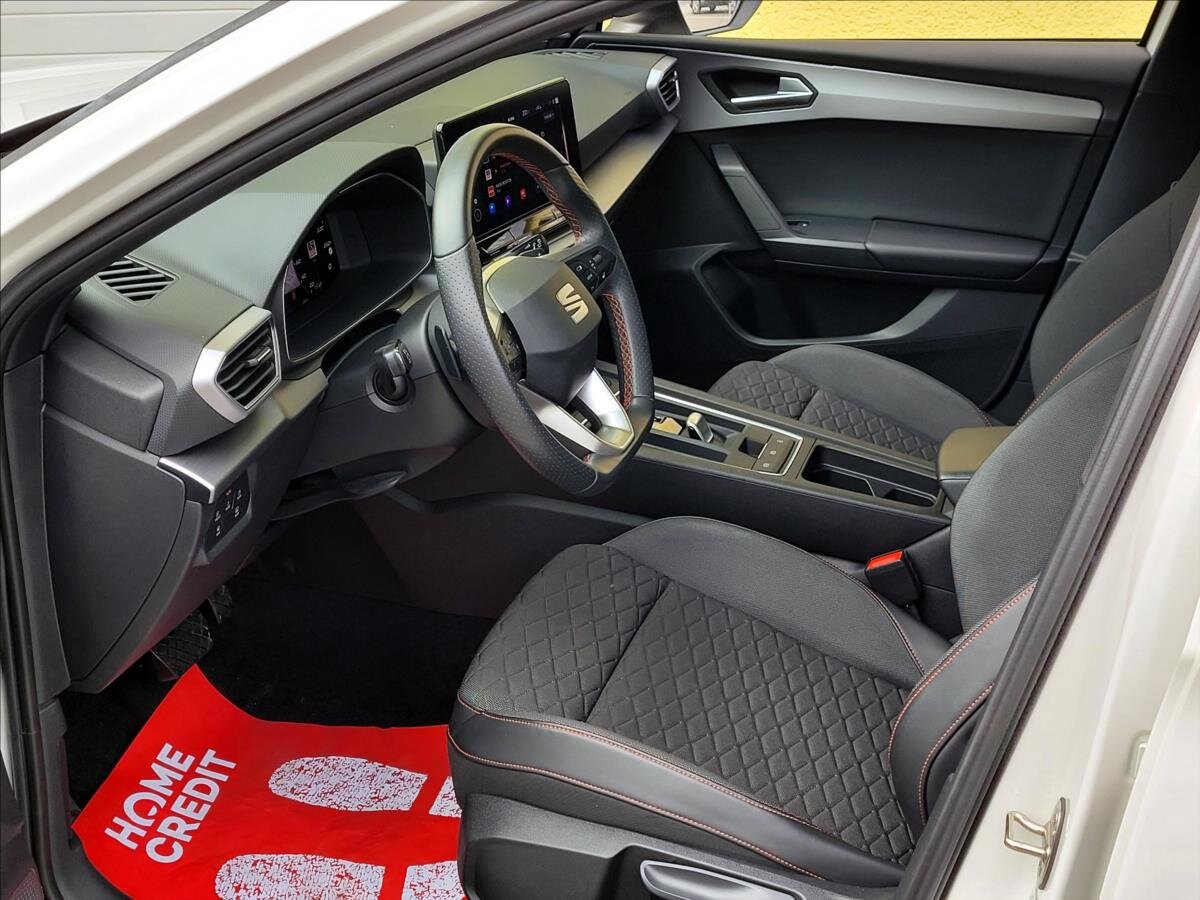 Seat Leon Hatchback 1,5 l 110 kw