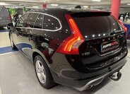 Volvo V60 Kombi 2,0 l 120 kw