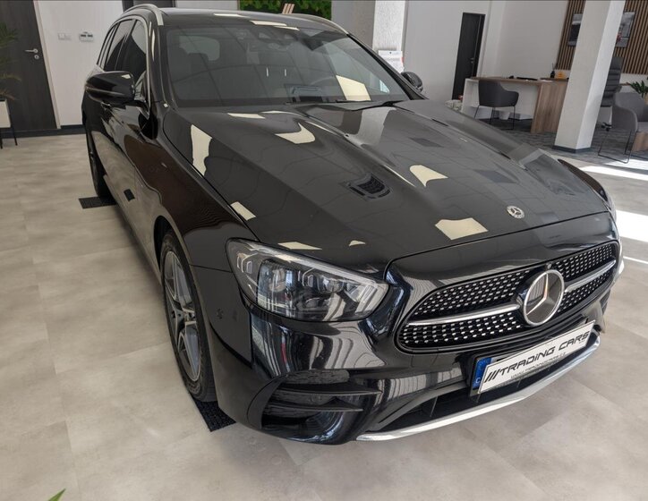 Mercedes-Benz Třídy E Kombi 2,0 l 143 kw