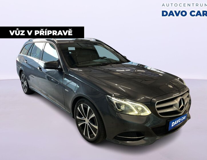 Mercedes-Benz Třídy E Kombi 2,1 l 100 kw