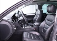 Volkswagen Touareg SUV / Terénní 3,0 l 176 kw