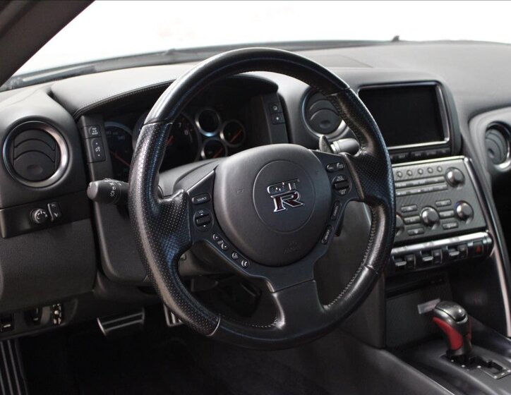 Nissan GT-R Kupé 3,8 l 390 kw