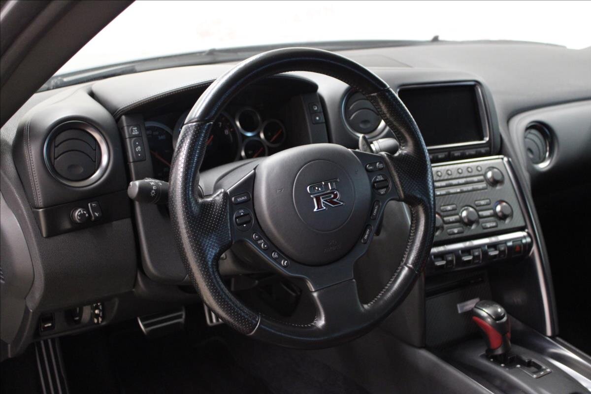 Nissan GT-R Kupé 3,8 l 390 kw