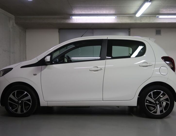 Peugeot 108 8