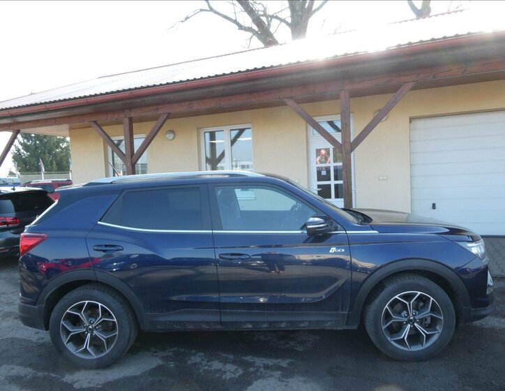 SsangYong Korando SUV / Terénní 1,5 l 120 kw