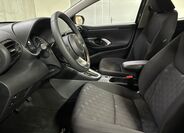Toyota Yaris 9