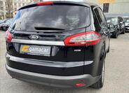 Ford S-MAX 9