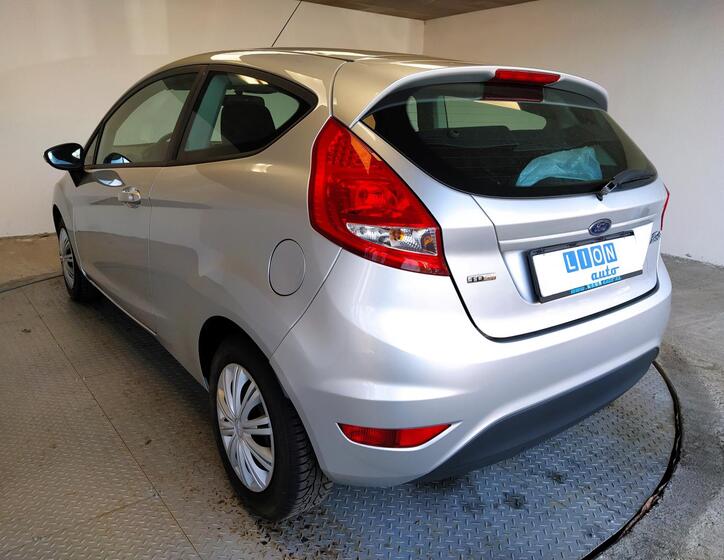 Ford Fiesta 9