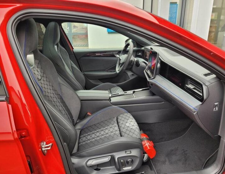 Volkswagen Passat Kombi 2,0 l 195 kw