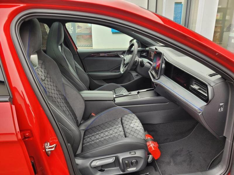 Volkswagen Passat Kombi 2,0 l 195 kw