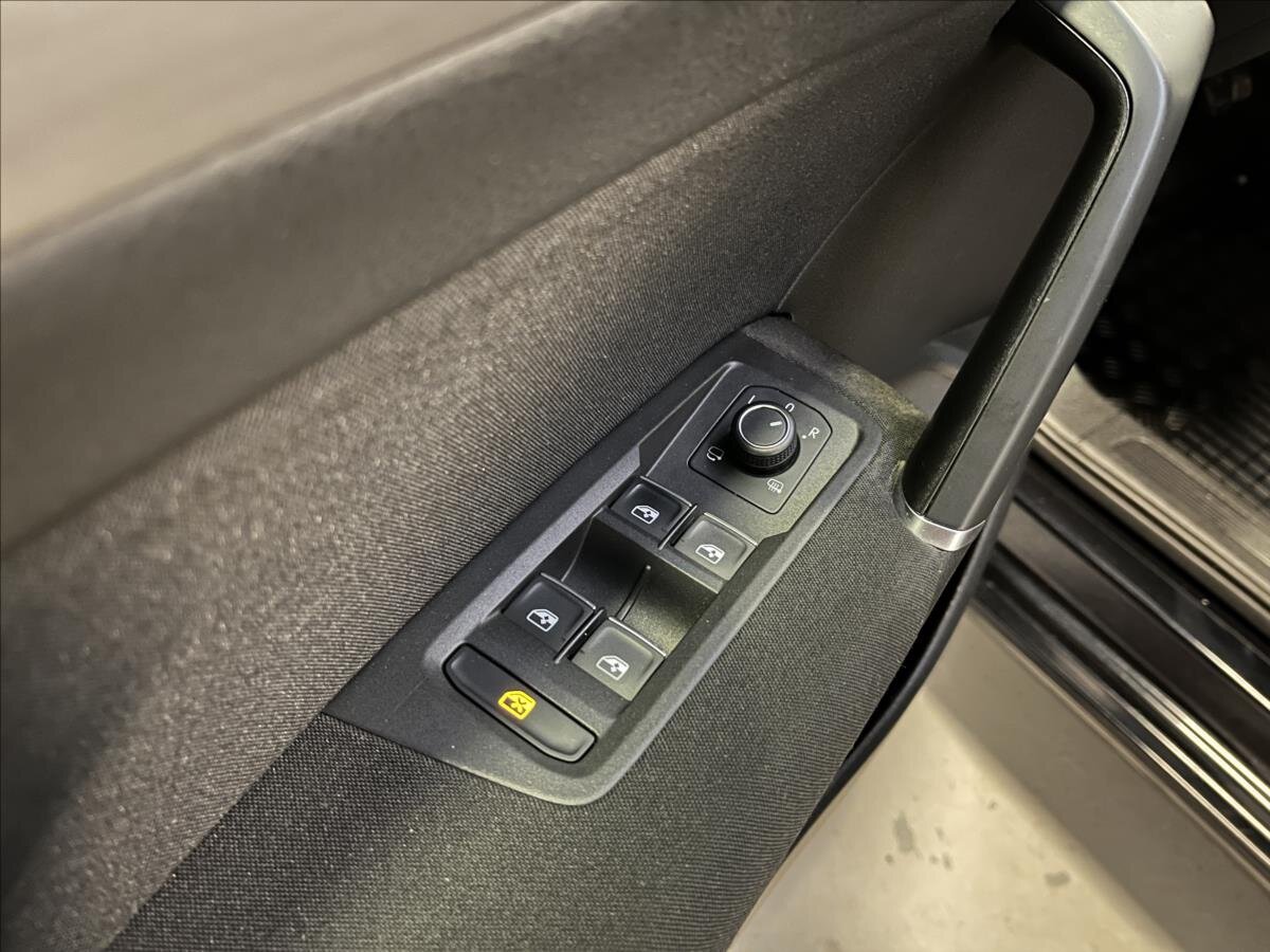 Volkswagen Touran MPV 1,6 l 81 kw