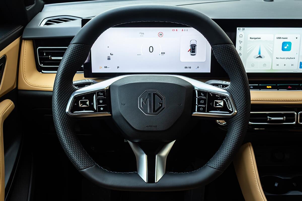 MG HS SUV 1,5 l 125 kw