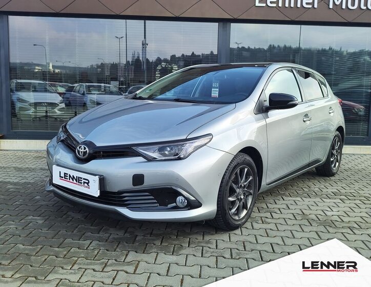 Toyota Auris Hatchback 1,6 l 97 kw