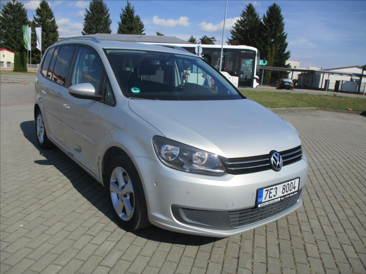 Volkswagen Touran Kombi 1,2 l 77 kw